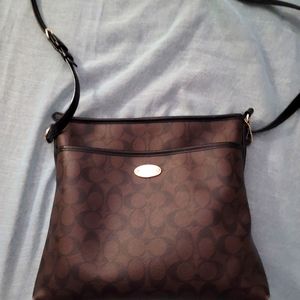🚫🚫🚫SOLD 🚫🚫🚫Coach crossbody purse